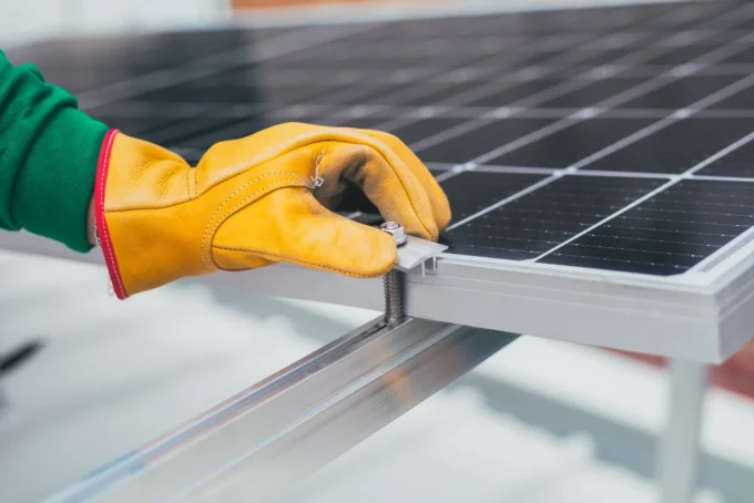 Off-Grid Solar Living: A Practical Setup Guide