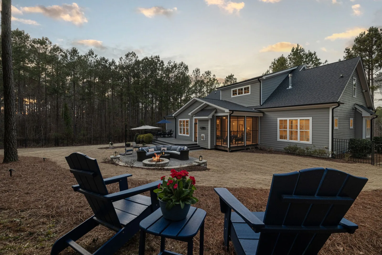 8 Creative Ideas for Stunning Outdoor Area Improvements