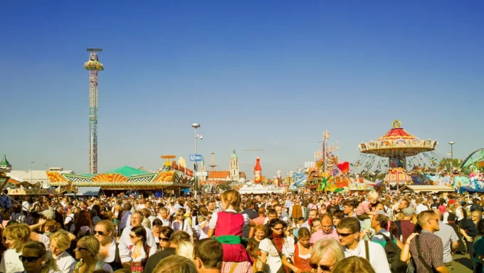 Keep Outdoor Event Crowds Moving Smoothly With These Tips