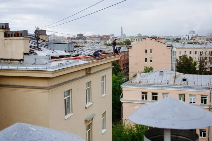 8 Useful Roof Repair Tips to Extend Your Roof’s Lifespan