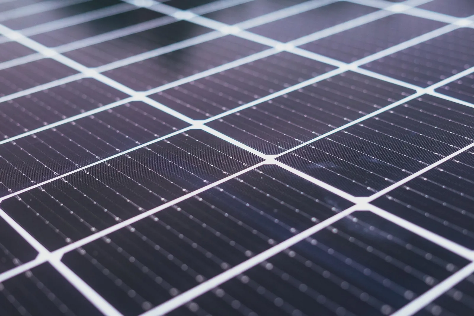 Powering Tomorrow: Breakthrough Solar Innovations You Need to Know Today