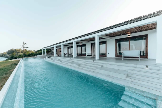 Top 10 Vacation Home Design Trends: Modern Architecture for Your Perfect Getaway